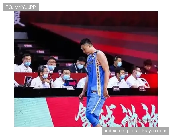 曾凡博腰伤历史需预防复发 北京队医疗组制定专项保护计划